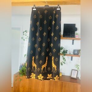 Vintage-Black and Gold Maxi Skirt with Giraffe Print